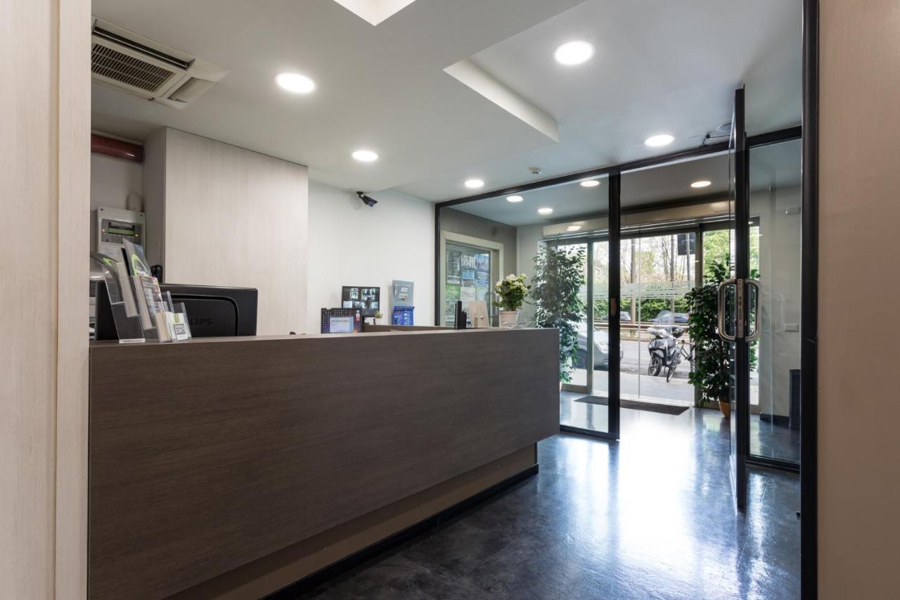 Aparthotel Residenza Conti Rzym Zewnętrze zdjęcie