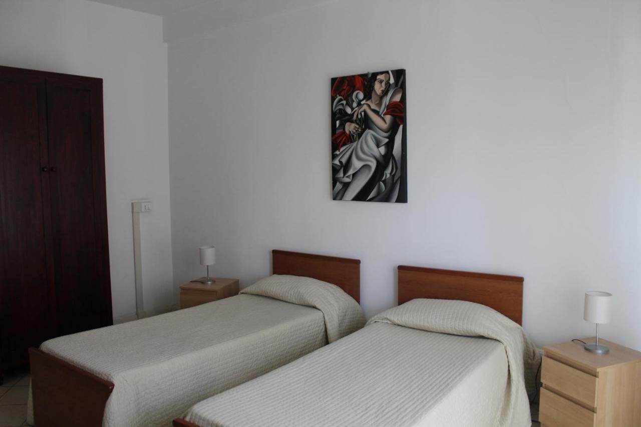 Aparthotel Residenza Conti Rzym Zewnętrze zdjęcie