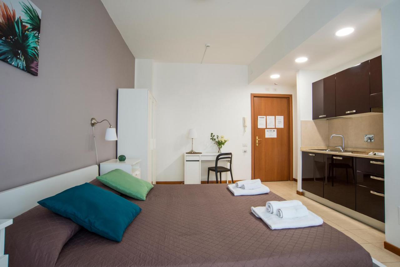 Aparthotel Residenza Conti Rzym Zewnętrze zdjęcie